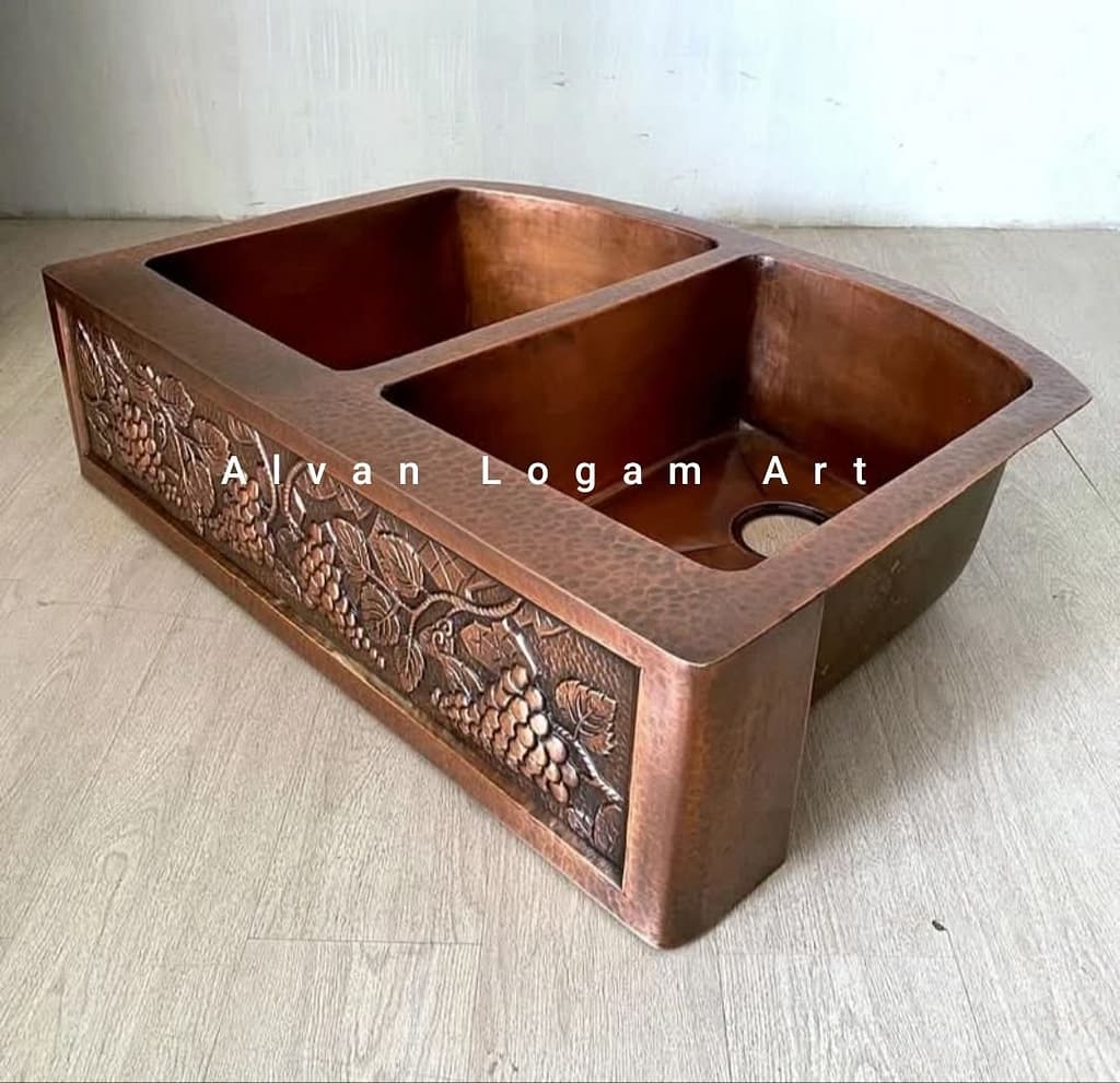 Wastafel tembaga modern