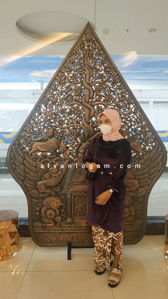 Filosofi gunungan wayang